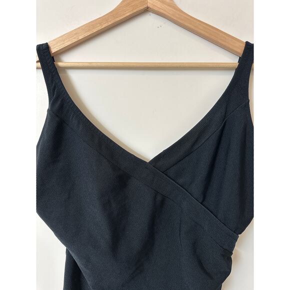 Gottex Textured Surplice V-Neck One Piece Swimsuit Black Size 18 Shaping - Picture 3 of 9